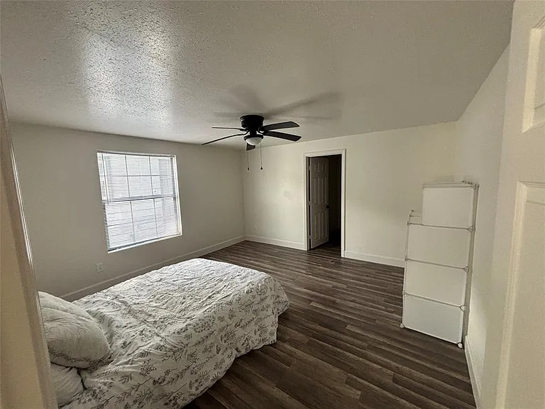 Eastwood Street Apartments 9